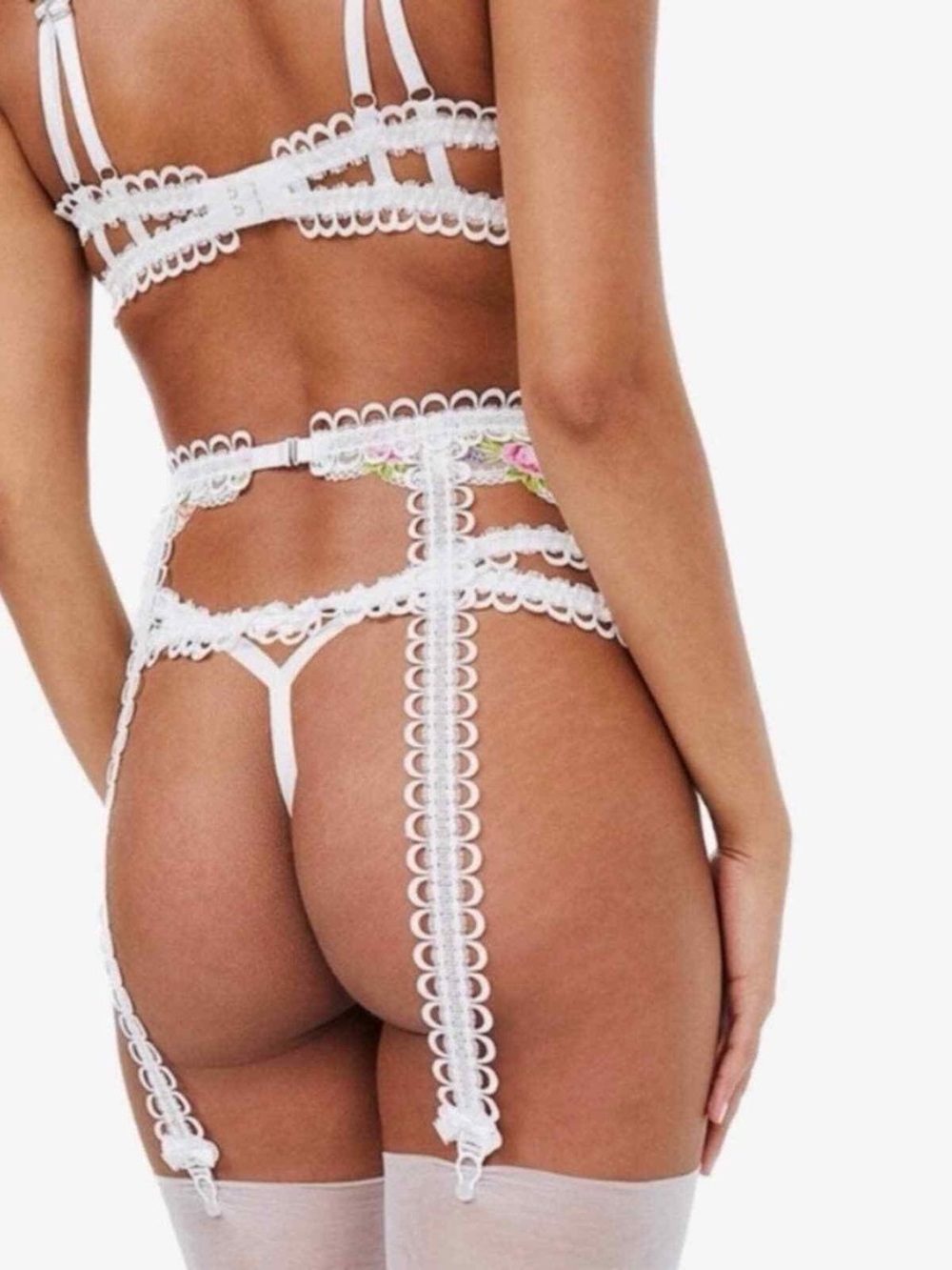 For love and lemons trellis rose garter belt medium - Picture 7 of 16